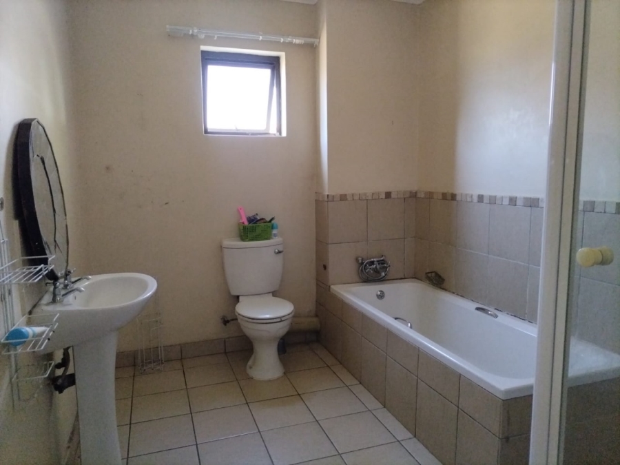 3 Bedroom Property for Sale in Waterval East North West